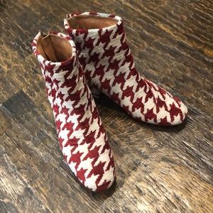 Houndstooth Bootie